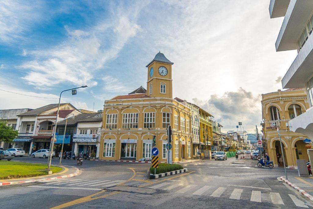 Oyo 586 I Hostel Phuket Exterior photo